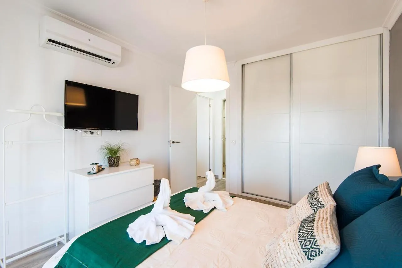 Wonderful apartment in Puerto Marina Benalmádena 0*,  Spagna