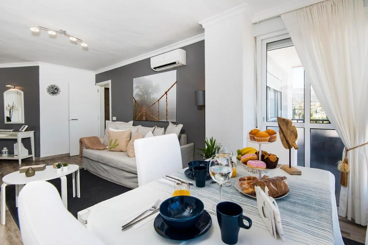 Wonderful Apartment In Puerto Marina Benalmádena Spanje